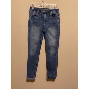 American Eagle Outfitters Denmin Jeans- Size 12